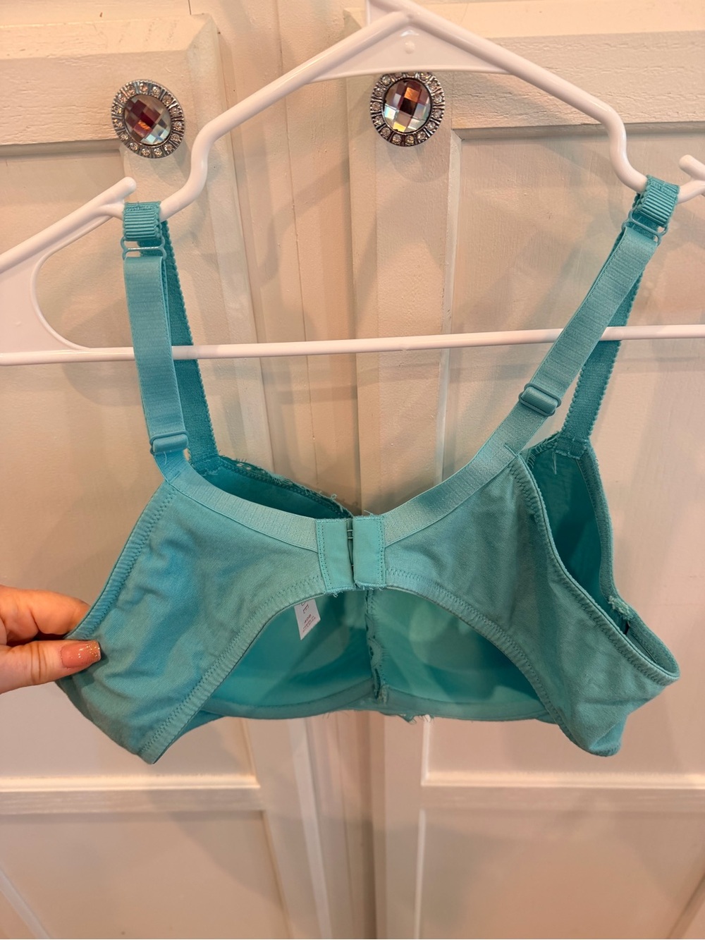 Size 40B Cacique Boost Plunge with Eyelash Lace. - Picture 3 of 5
